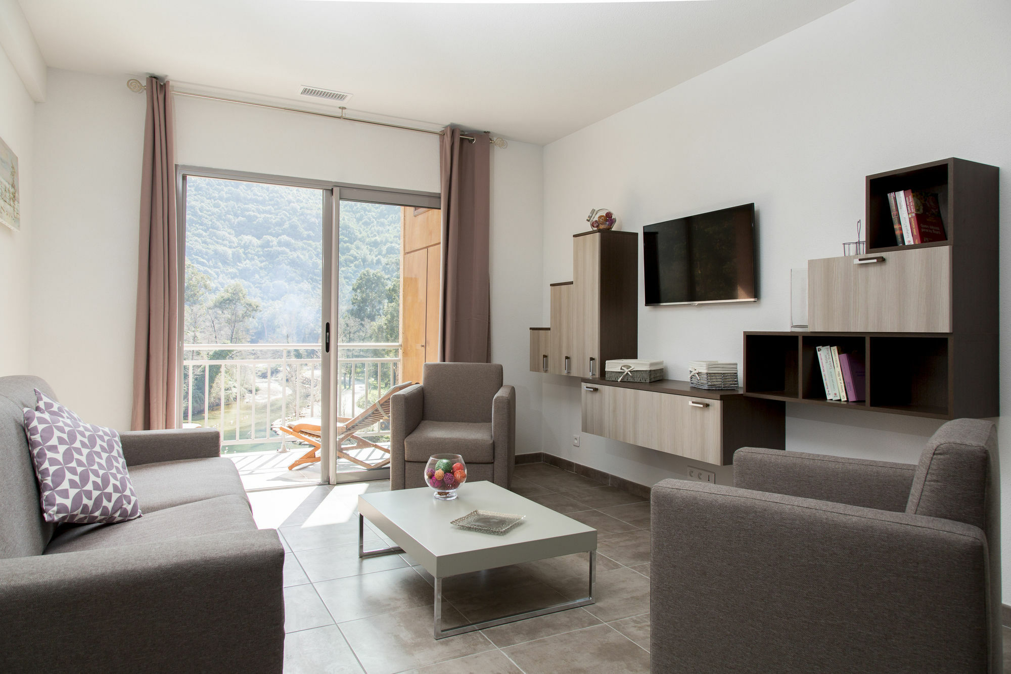 Hoteliere Capu Seninu Porto (Corsica)